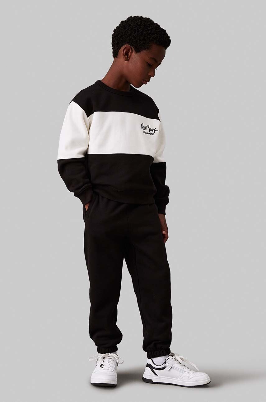 

Детский спортивный костюм Calvin Klein Jeans, черный