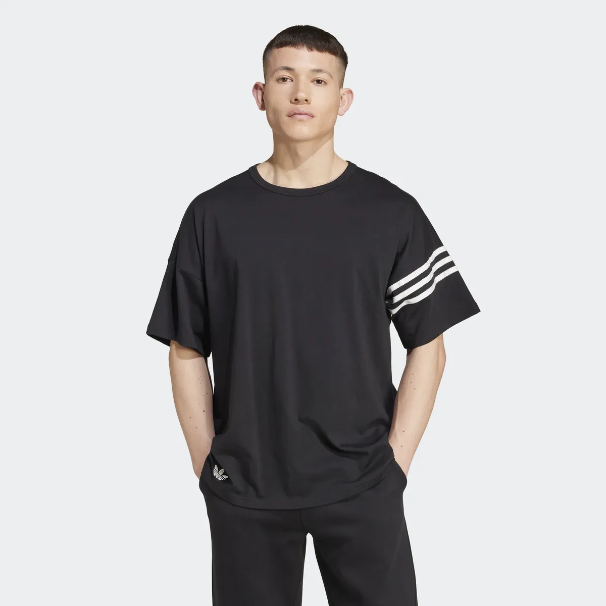 

Футболка Adidas Originals "NEU C TEE", черный