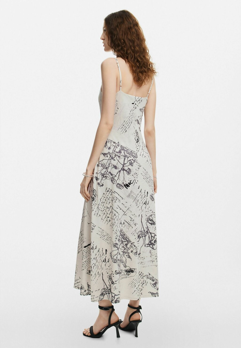 

Платье макси NEWSPAPER PRINT Desigual, белый