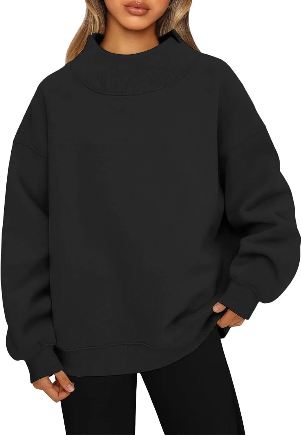 

Свитшот женский оверсайз с воротником-хомутом