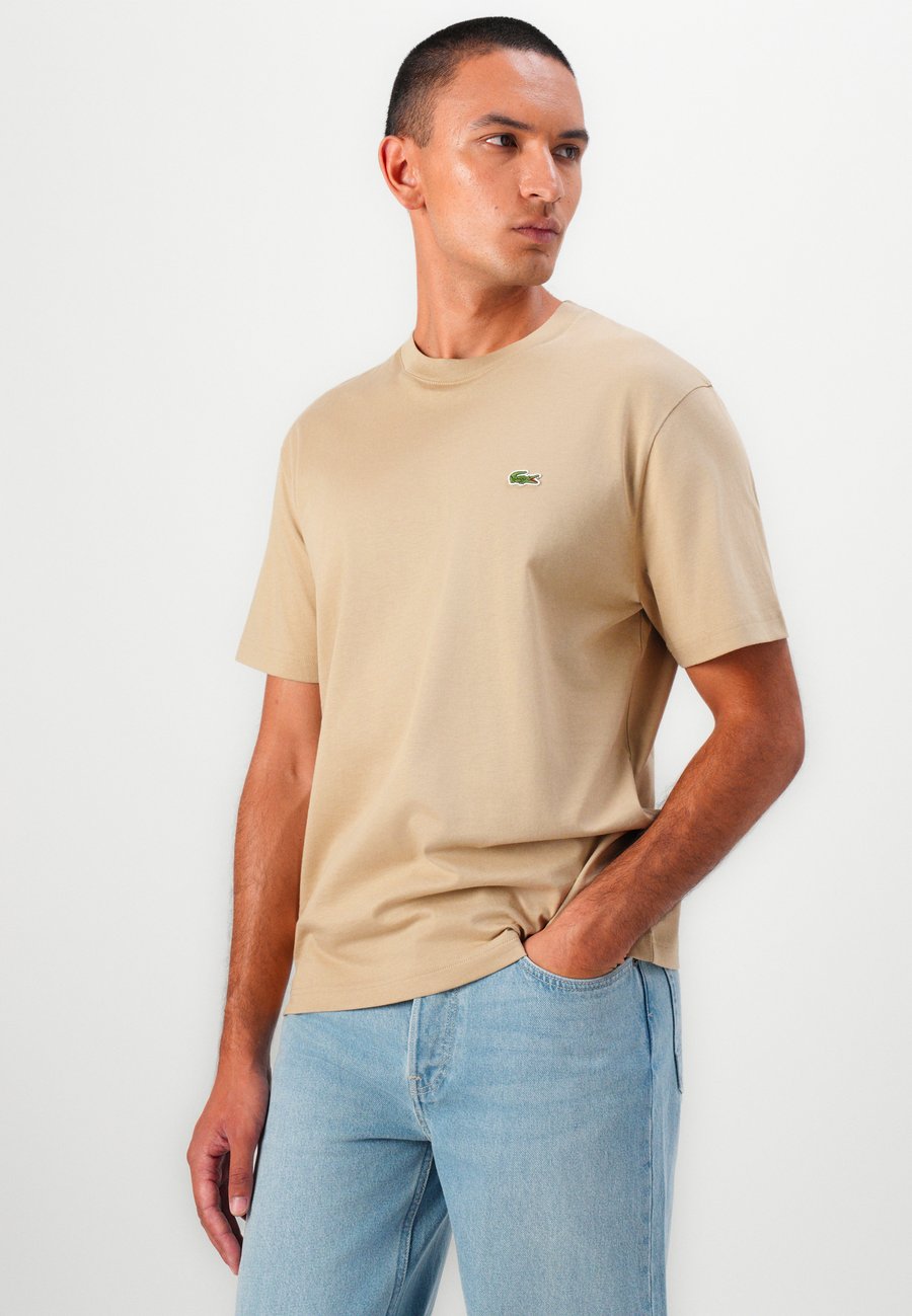Футболка Lacoste Basic T-shirt, Viennese/Beige — фото 4
