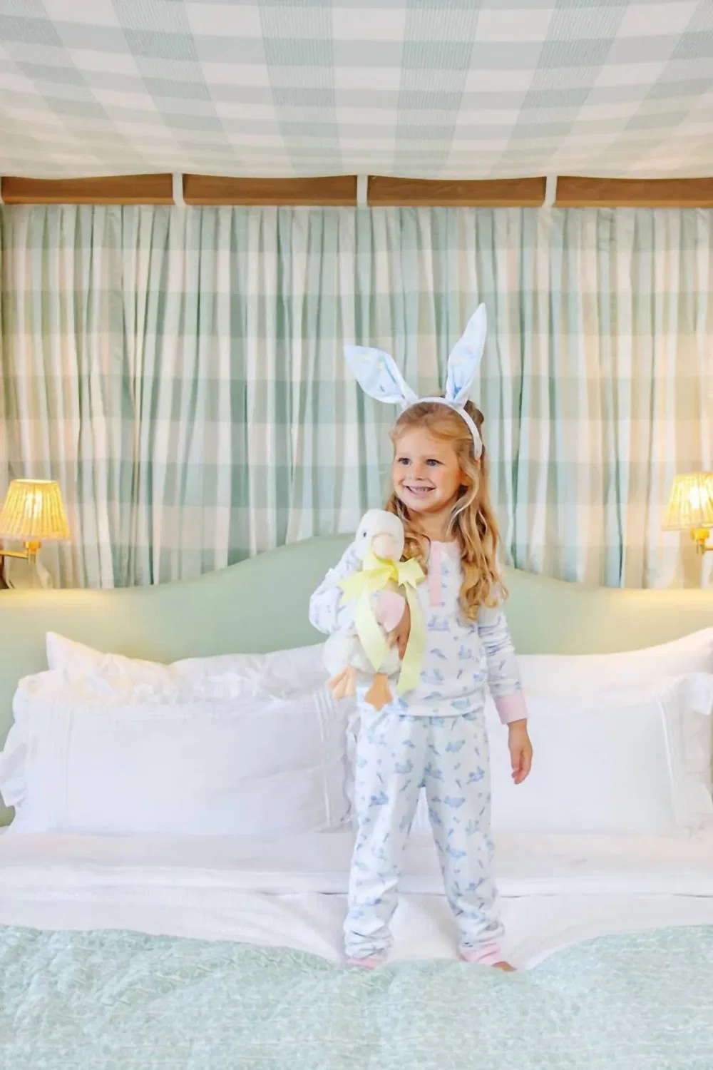 The Beaufort Bonnet Company Пасхальный набор для девочек Sara Jane's Sweet Dream в цветах Lindon Hill Hops и Palm Beach Pink — фото 2