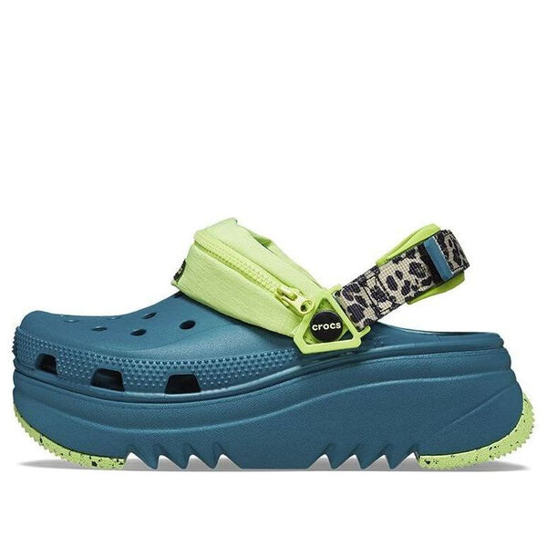 

Сандалии hiker xscape animal print clog 'teal green' Crocs, мультиколор