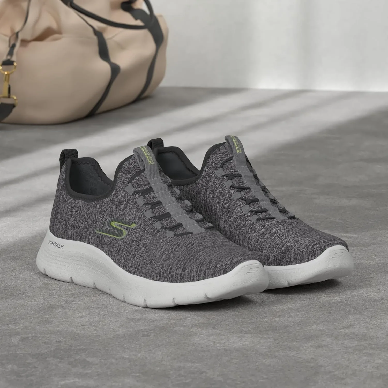 Мужские спортивные кроссовки Skechers Gowalk Flex с воздушной подушкой без шнурков, серый — фото 2