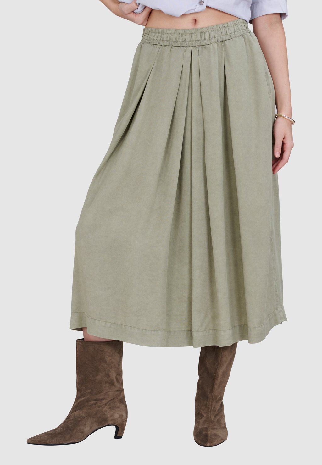 

Юбка плиссированная A-line skirt True Religion, оливковый
