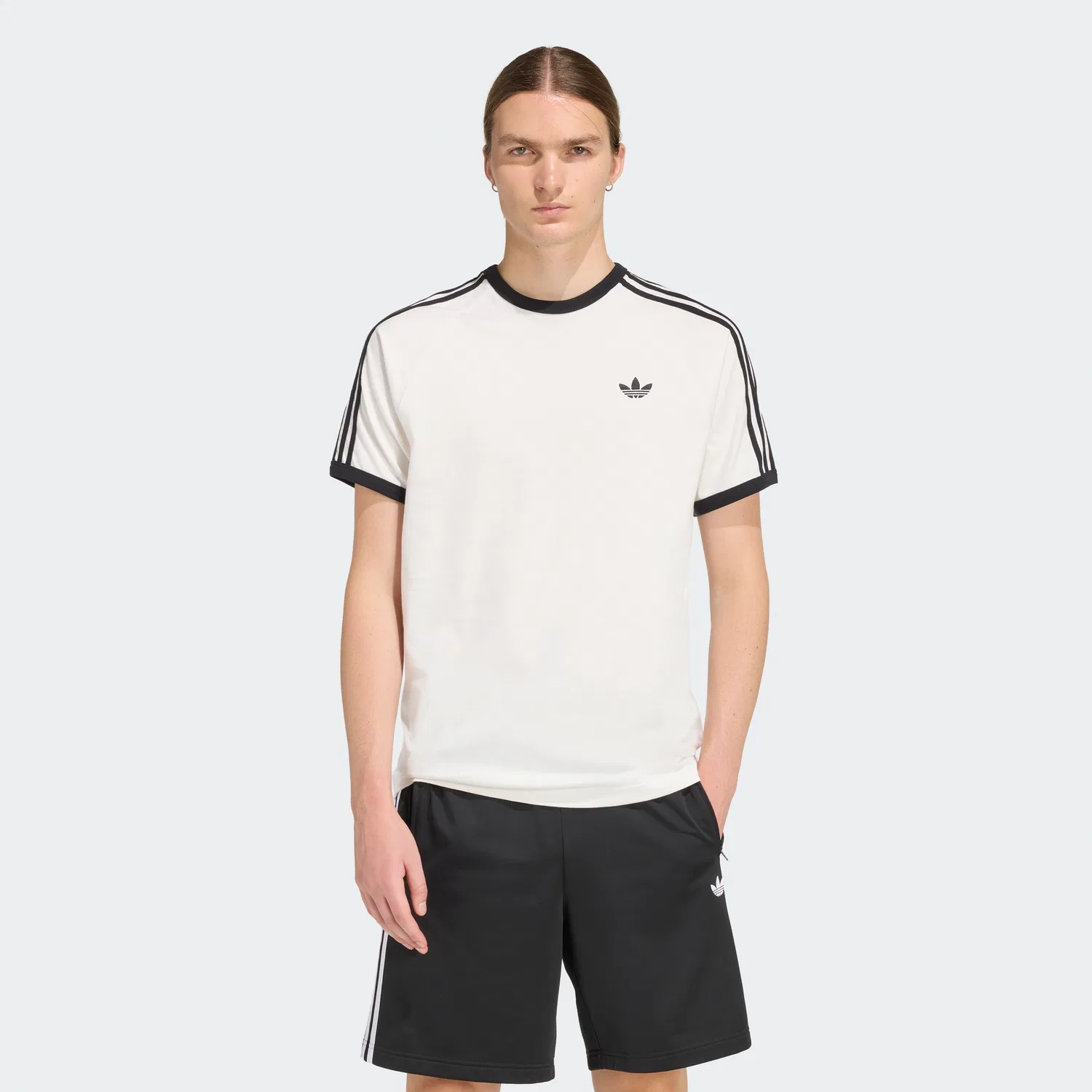 Мужская футболка с 3 полосками белая от Adidas