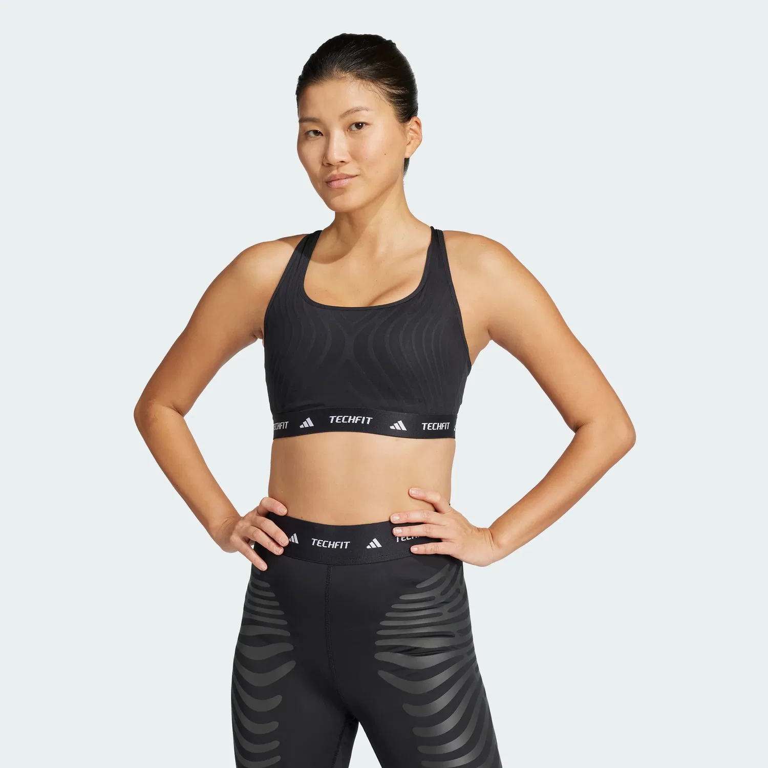 Женский бюстгальтер adidas Techfit Control средней поддержки, черный