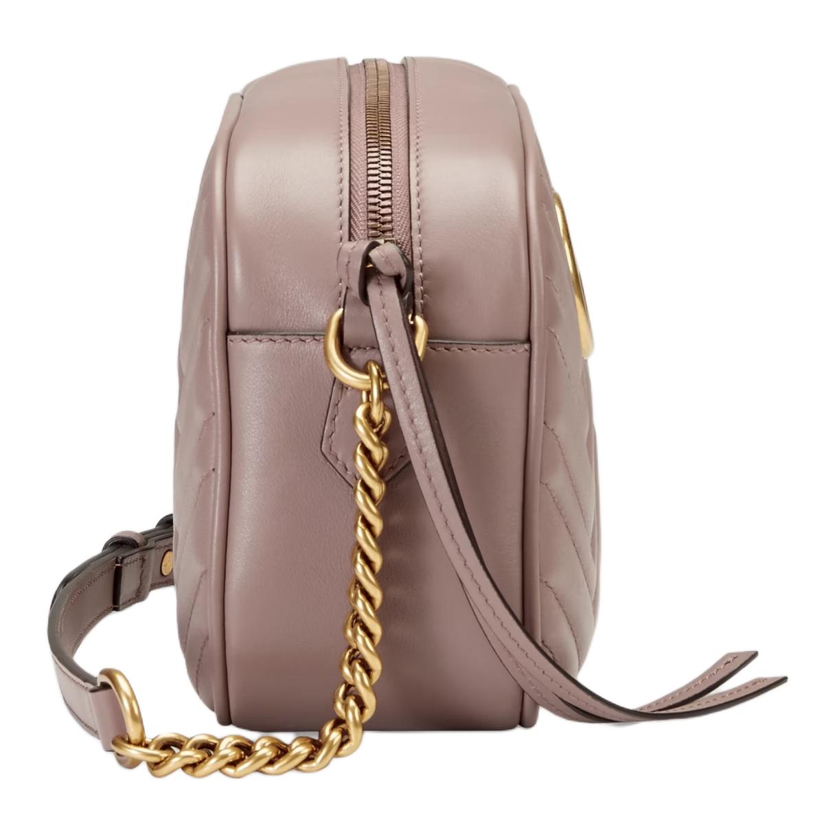 Сумка GG Marmont из кожи камера кросс-боди через плечо женская телесный розовый GUCCI — фото 4