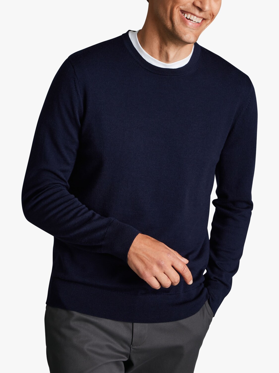 

Джемпер с круглым вырезом Charles Tyrwhitt из мериносовой шерсти, темно-синий