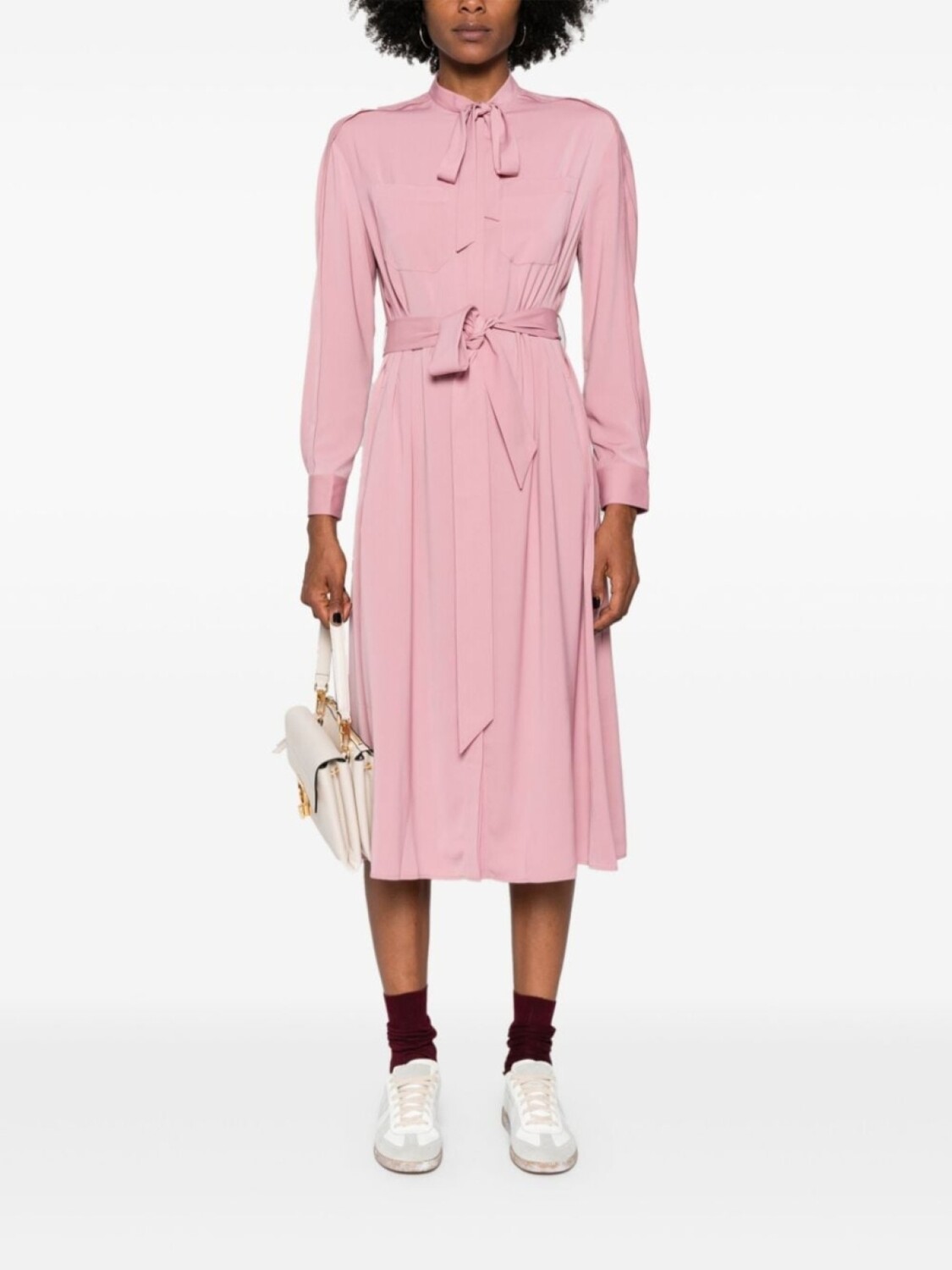 

Maison Kitsuné платье-рубашка миди с поясом, розовый