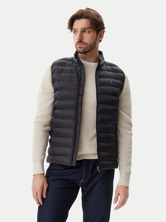 

Утепленный жилет regular fit Core Packable MW0MW39989 Tommy Hilfiger, черный