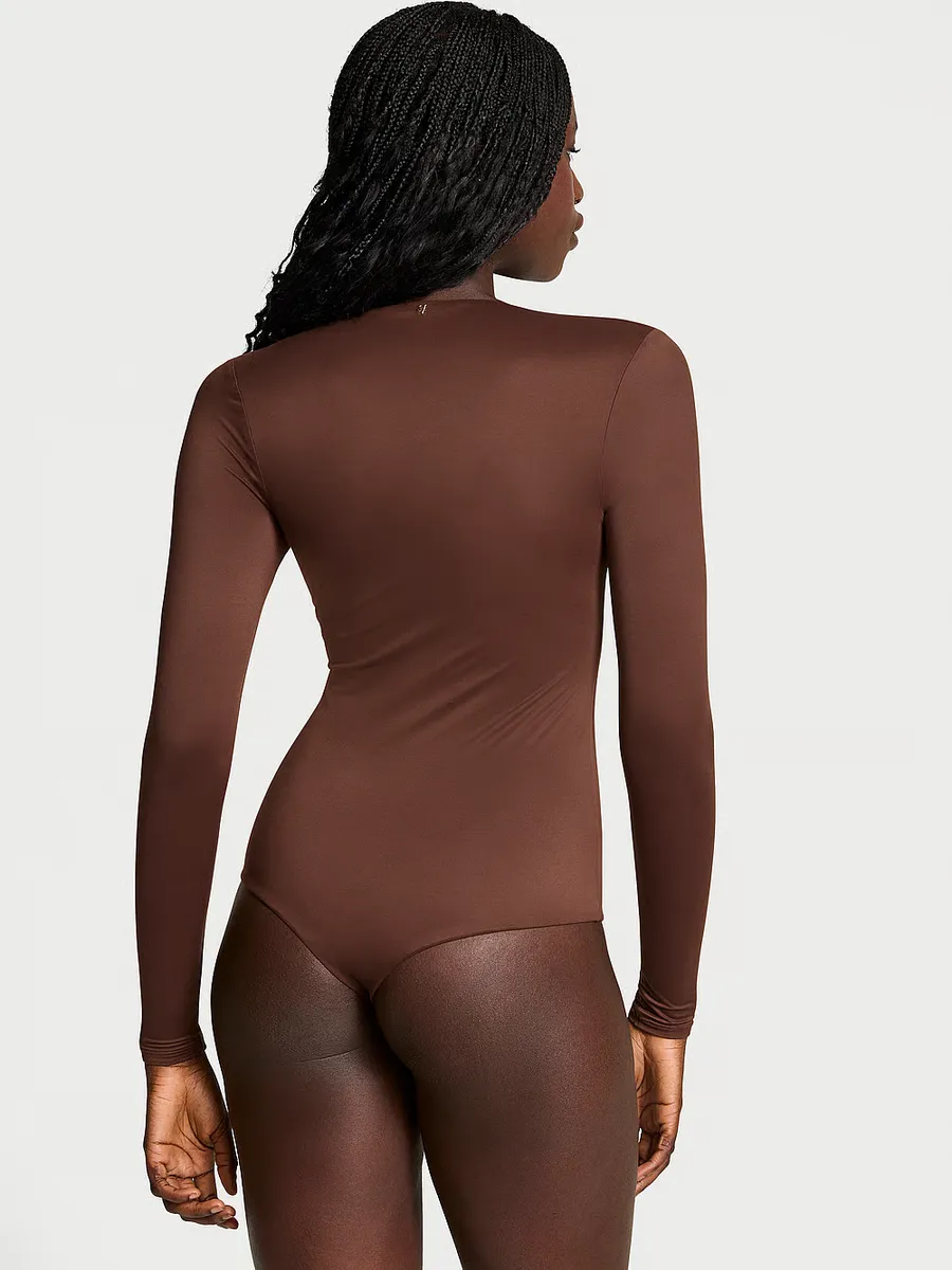 BODYWEAR от Victoria с инновационным боди FeatherSoft с V-образным вырезом Victoria'S Secret, цвет Ganache — фото 2