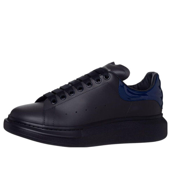 

Кроссовки oversized sneaker 'triple black blue' Alexander Mcqueen, черный
