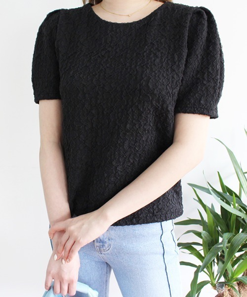 

Топ с объемными плечами и рельефным рисунком MODE ROBE, черный