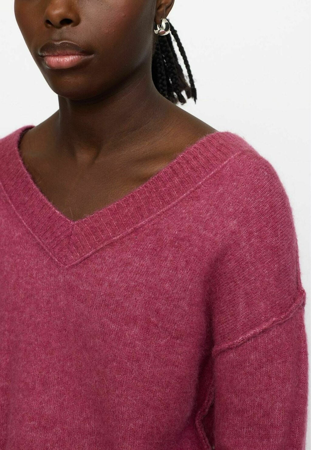 

Джемпер ALLISON V-NECK Soft Rebels, розовый