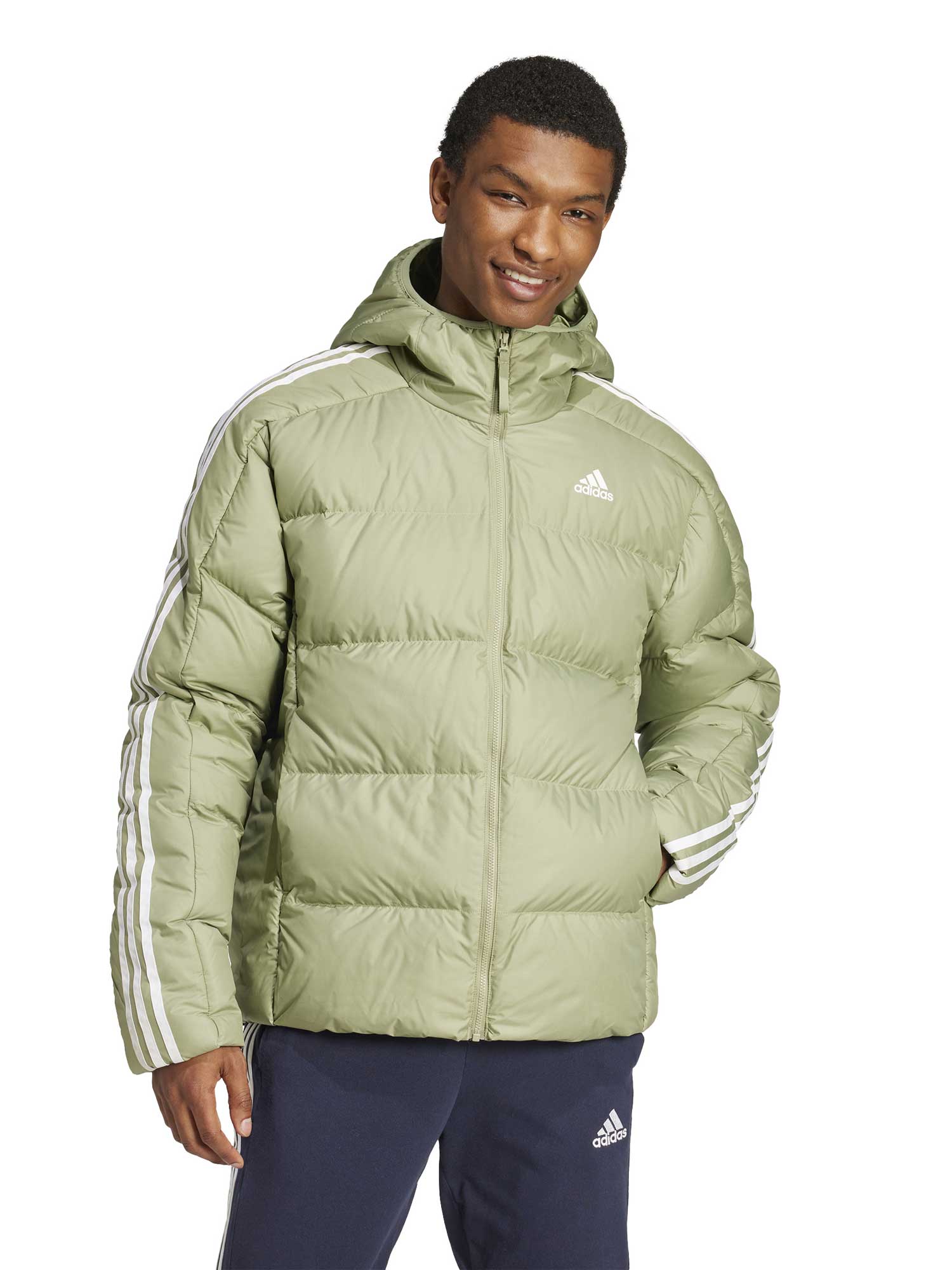 

Куртка Adidas Sportswear Essentials Midweight Down Hooded Jacket, зеленый