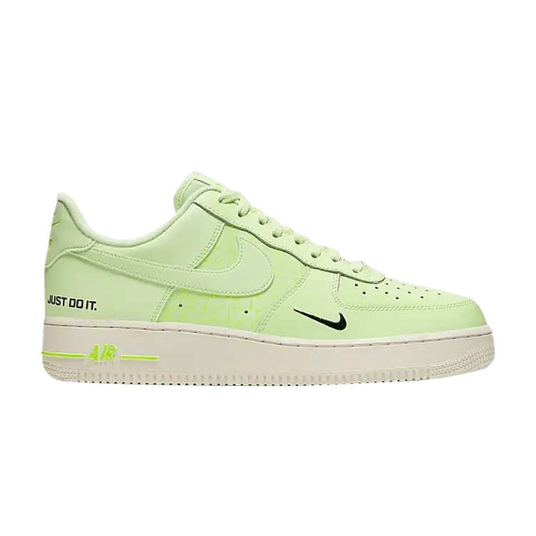 

Кроссовки Nike Air Force 1 Low 'Just Do It - Barely Volt', зеленый