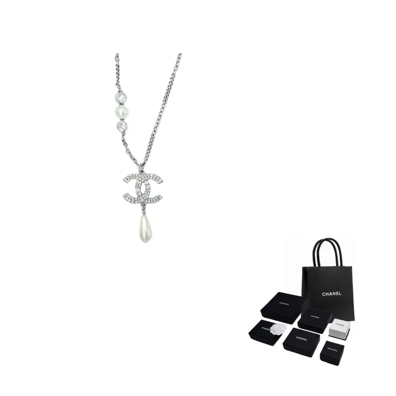 

CHANEL Жемчужное ожерелье Silver