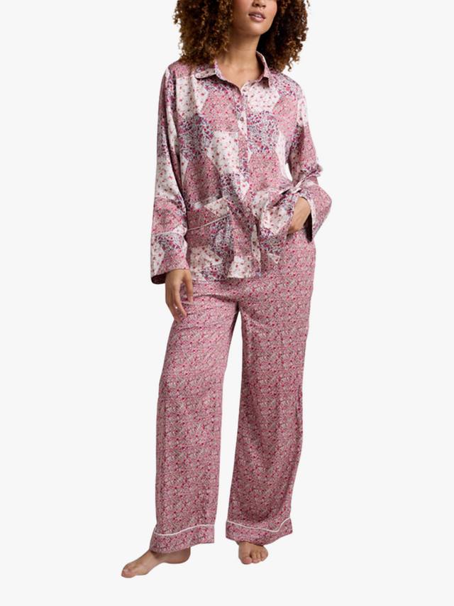 

Комплект пижамы Evie с принтом пэчворк Lily and Lionel, Pink