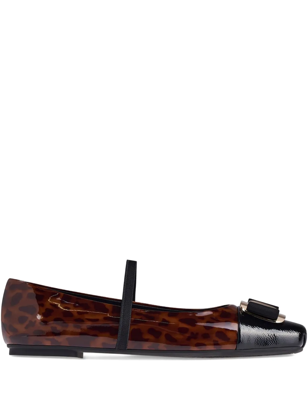 Балетки Vara Plate из лакированной кожи Ferragamo, коричневый