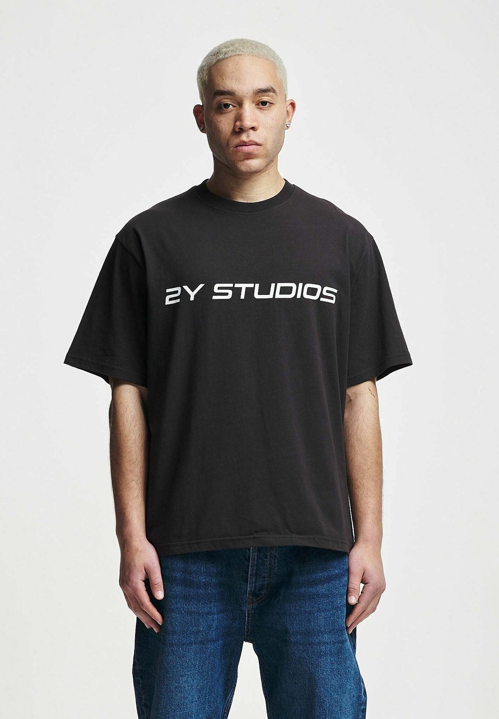 

Футболка с принтом LOGO 2Y Studios, цвет washed black