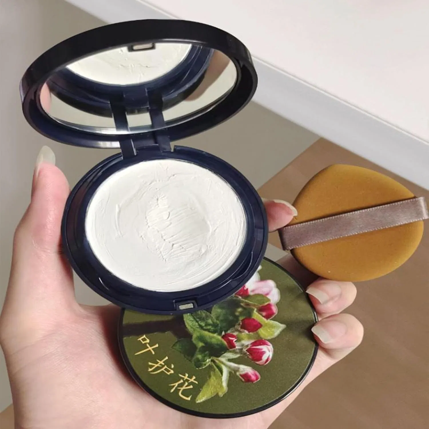 Крем для лица — Белый White Face Paint, без бренда — фото 2
