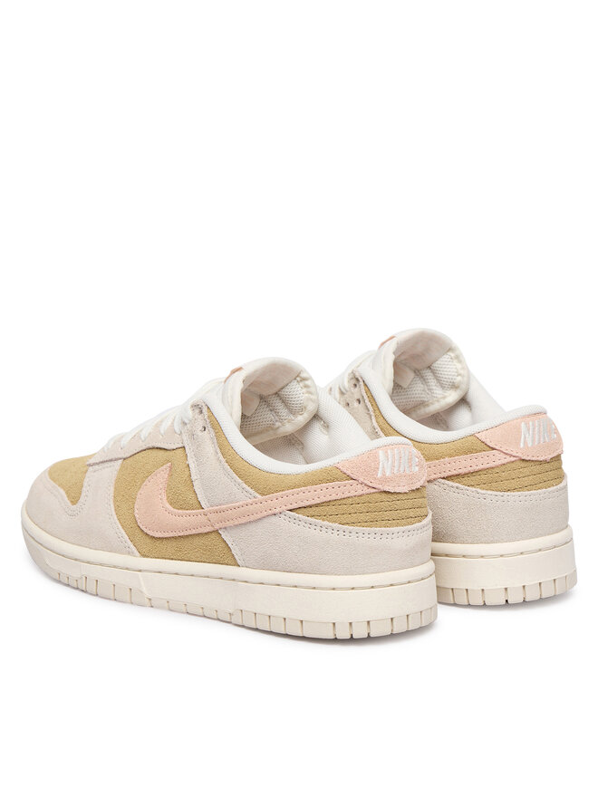 Кроссовки Wmns Dunk Low IB4367 030 Nike, бежевый — фото 3
