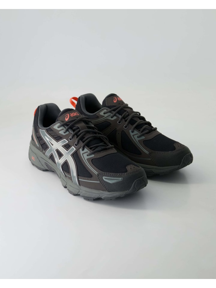 

Кроссовки на шнуровке asics, черный