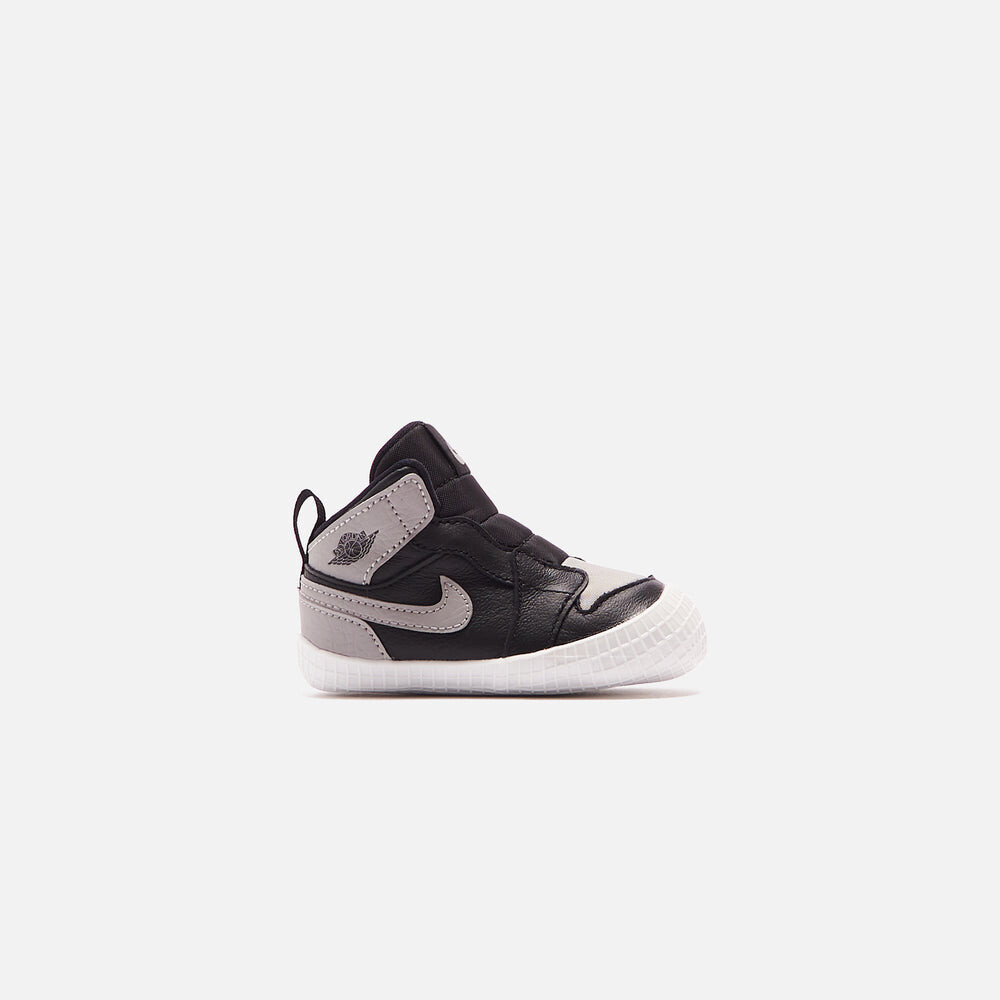 

Кроссовки Jordan Crib Air Jordan 1, цвет Black/Neck Gray/White