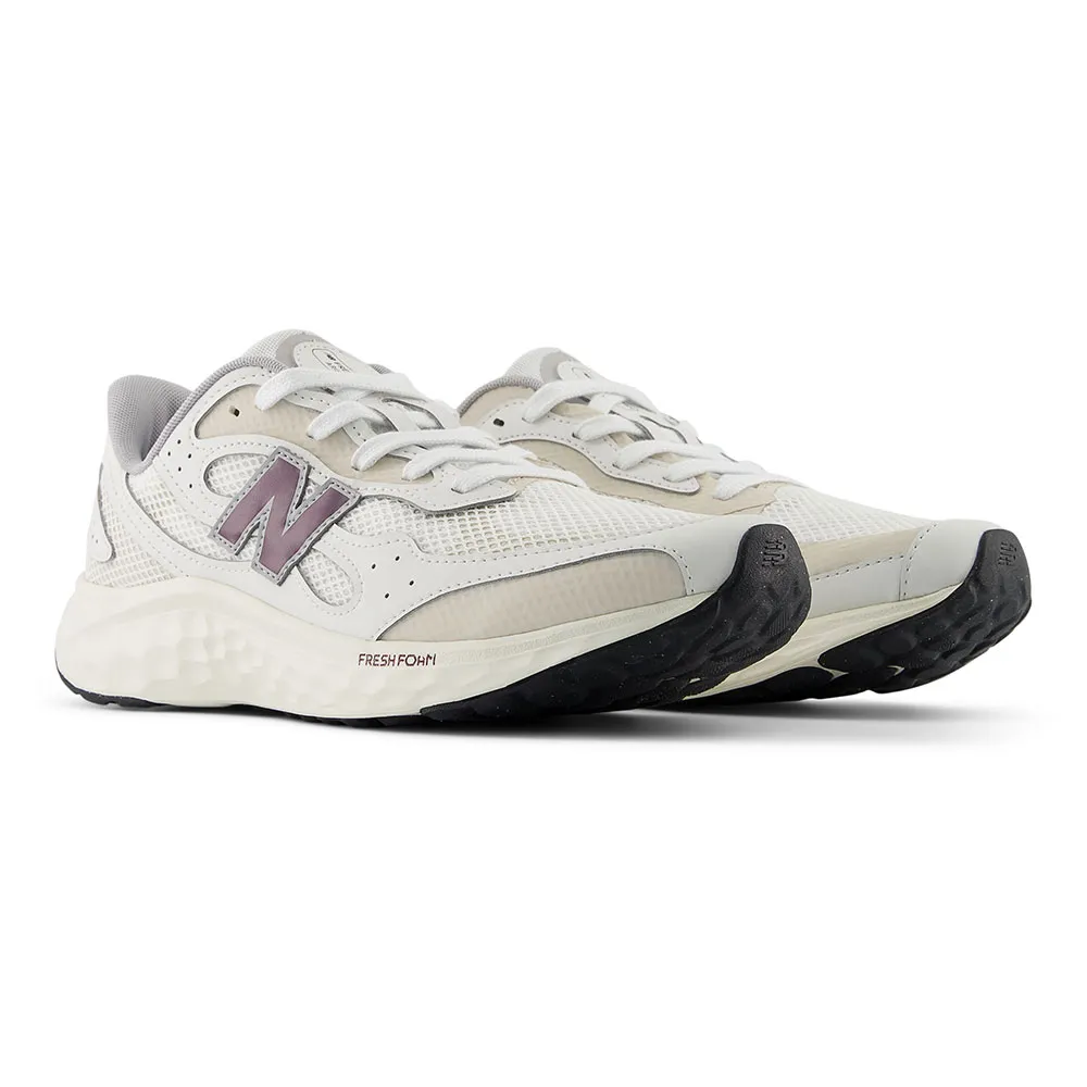 

Кроссовки New Balance Fresh Foam Arishi V4, белый