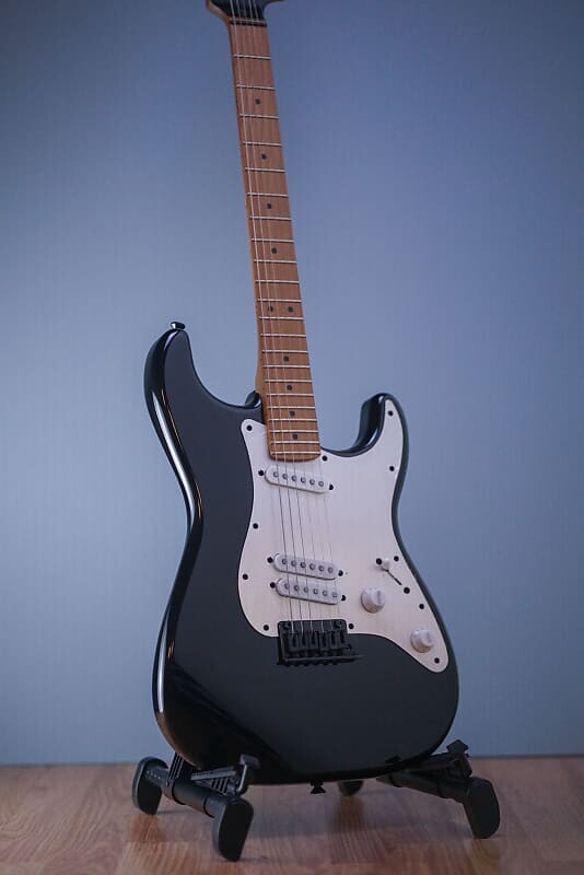 

Электрогитара Squier Contemporary Stratocaster Special Roasted Maple BlackDEMO