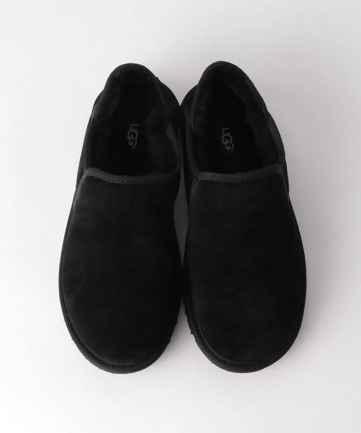 Ботинки UGG Kenton из замши, короткие, черные