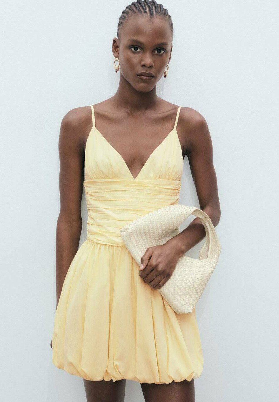 

Повседневное платье COURTE EFFET BALLON Mango, светло-желтый