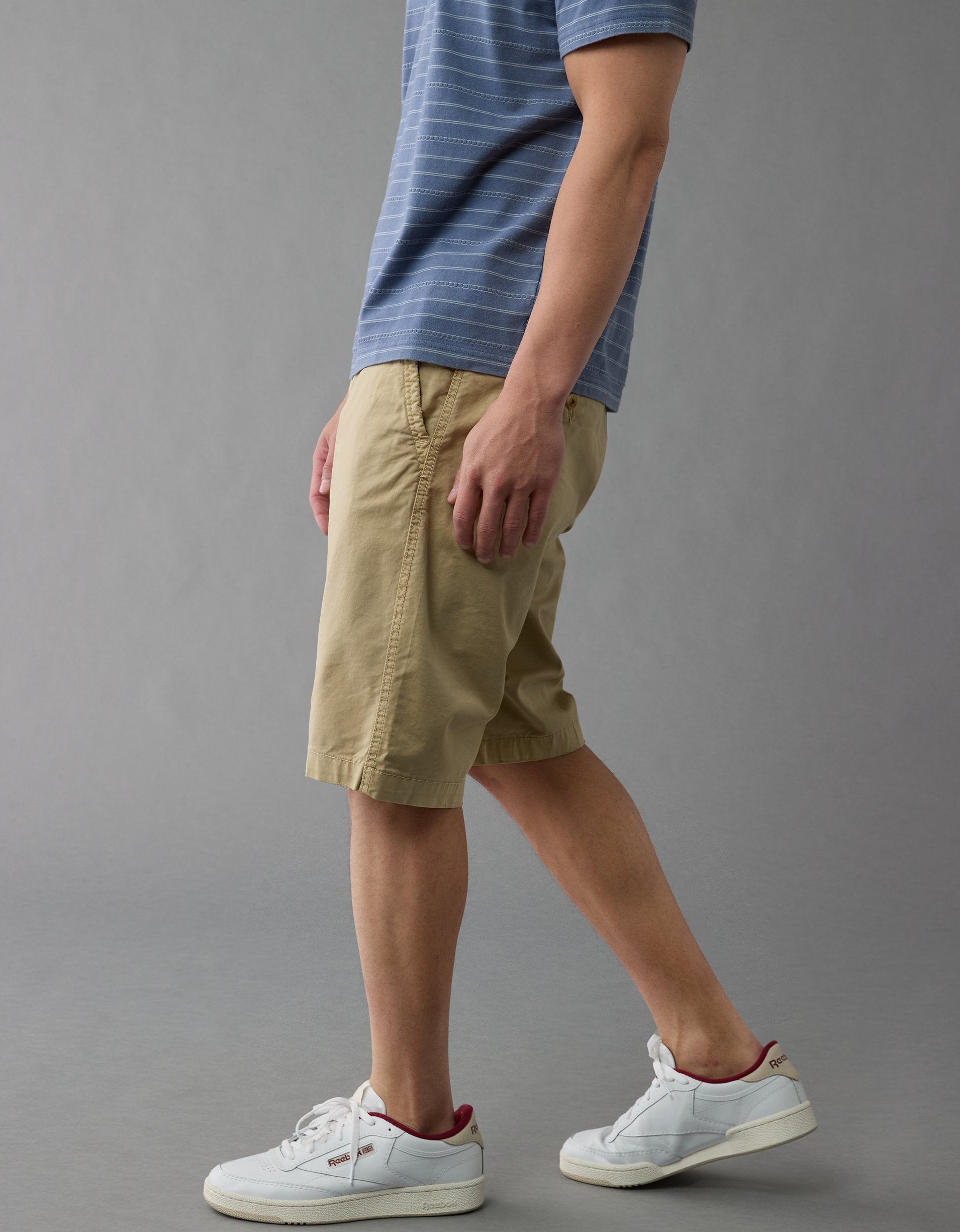 

AE Flex 12" удлиненная жилетка цвета хаки American Eagle Outfitters