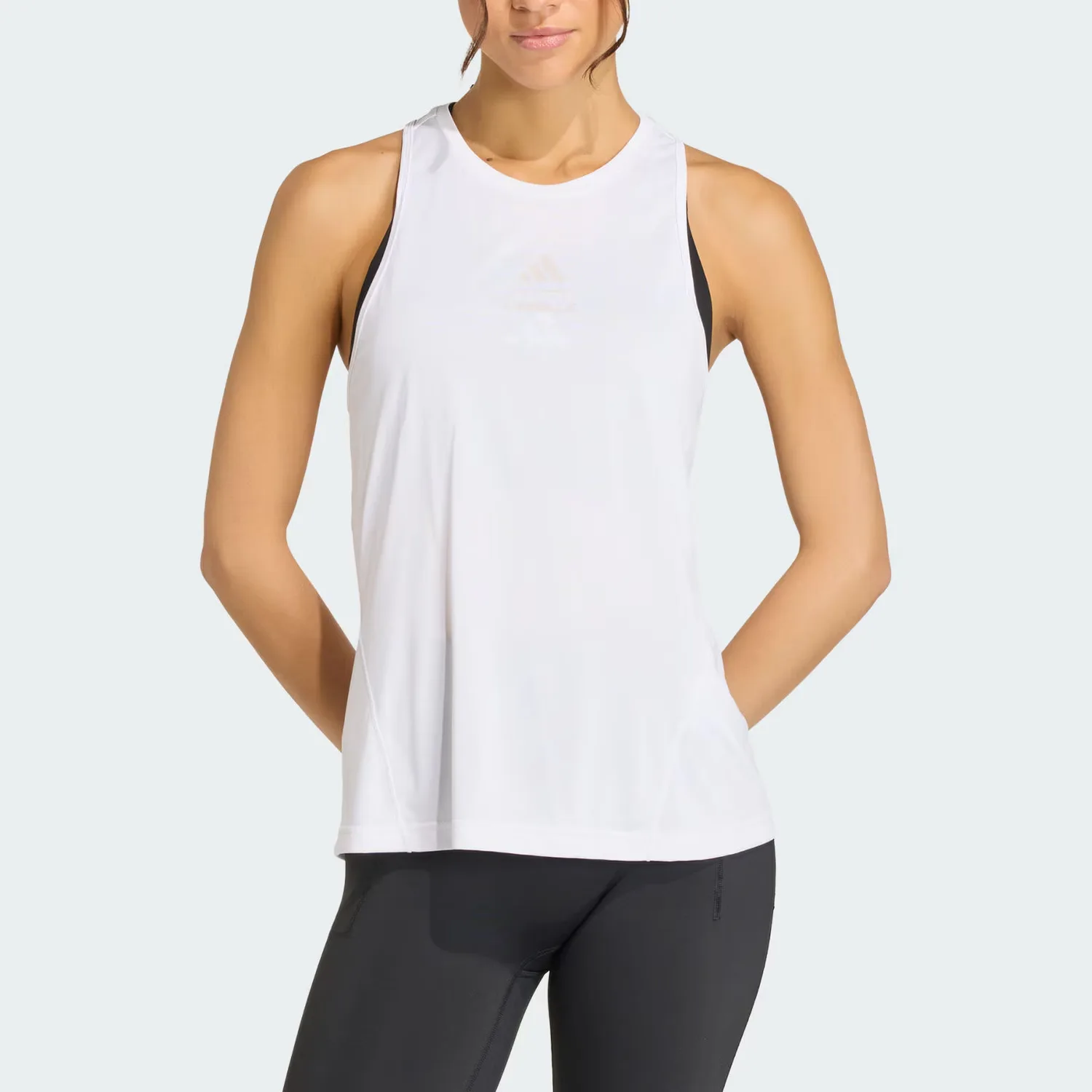 Футболка LES MILLS Climacool Sport для женщин Adidas, белый/ice crystal фиолетовый — фото 3