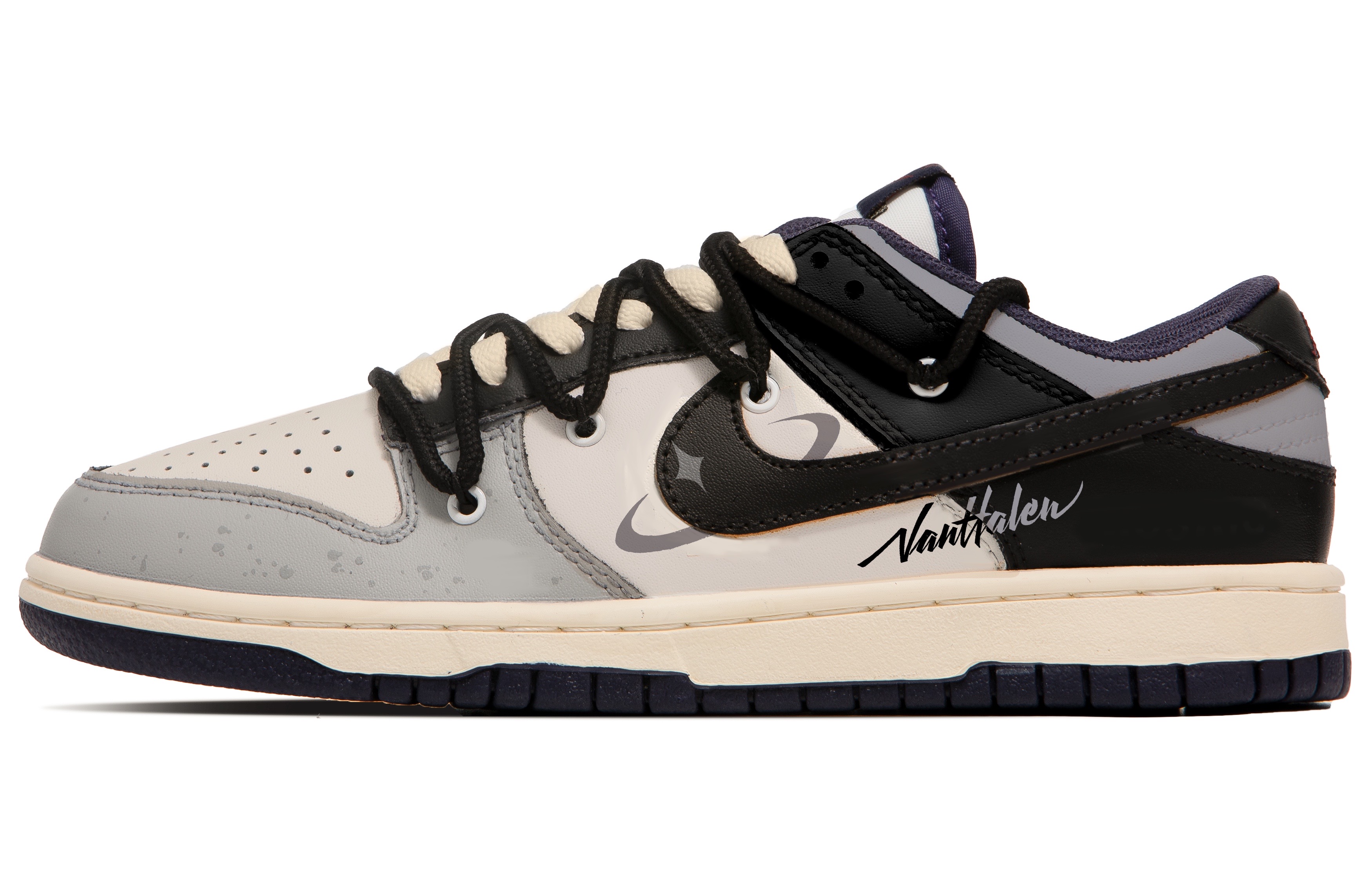 

Кроссовки Nike Dunk Skateboarding Shoes Men Low-top Beige/Black, цвет Off White