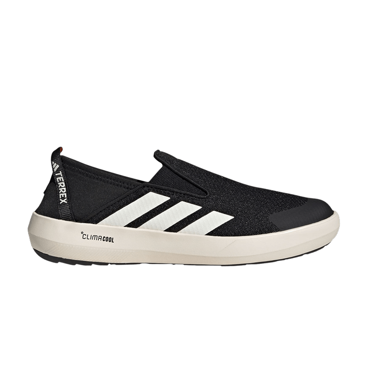 

Тапочки Terrex Boat Slip-On 'Black Chalk', черный