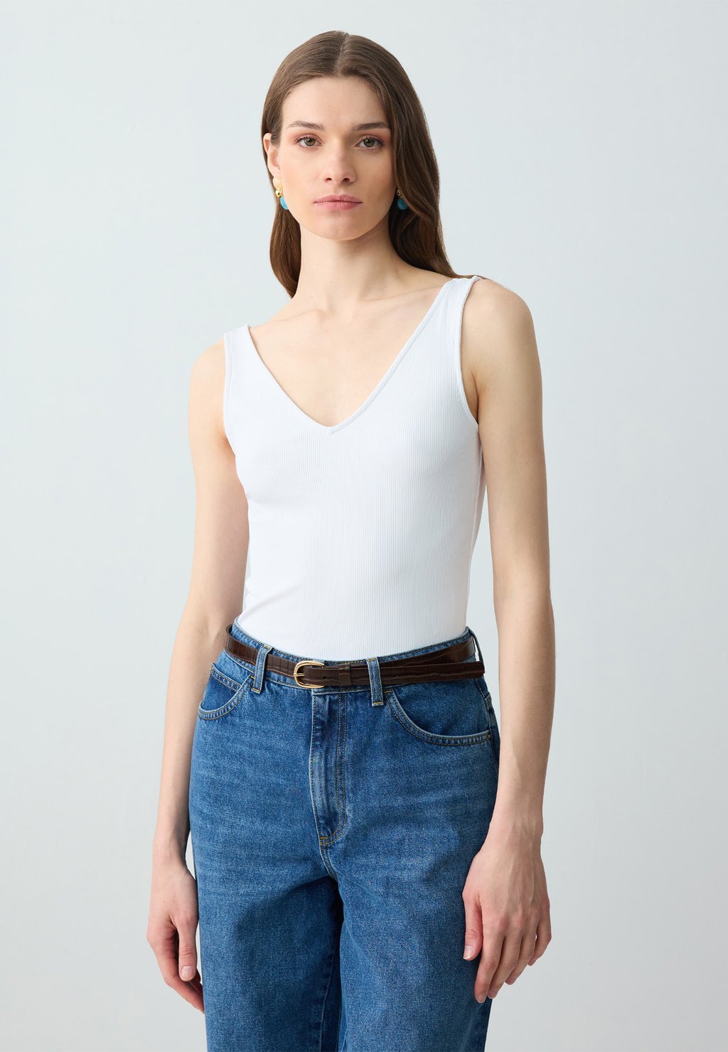 

Топ SLIM FIT V-NECK TANK Jimmy Key, белый