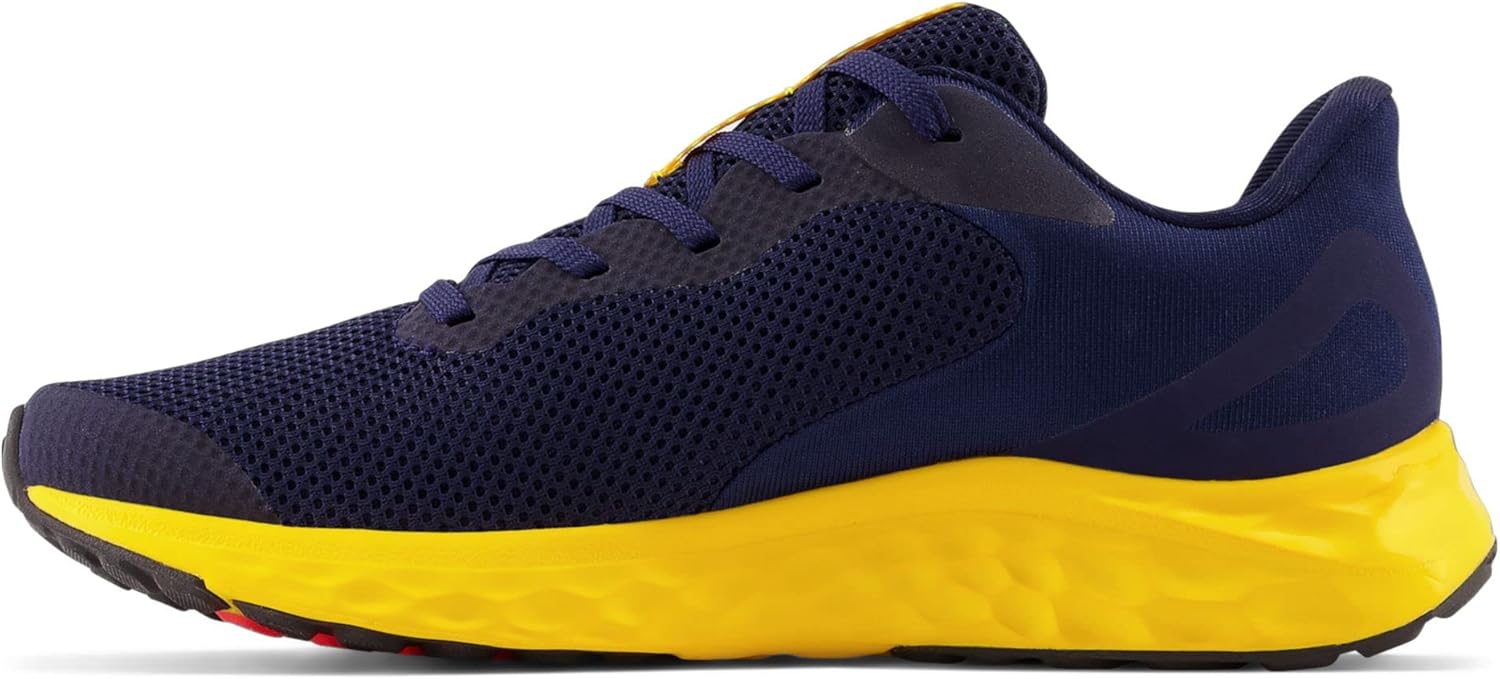 Кроссовки New Balance Unisex-Child Fresh Foam Arishi V4 с шнуровкой, красный — фото 4