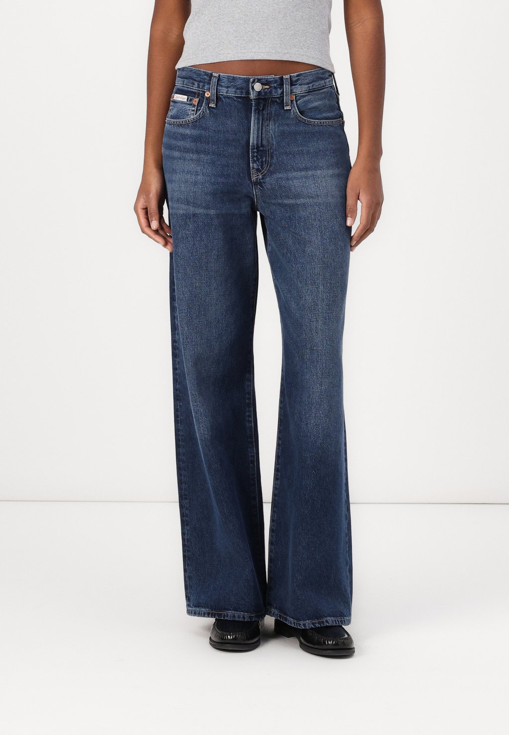 

Джинсы свободного кроя THE WIDE LEG Calvin Klein Jeans, цвет Tinted Horseshoe