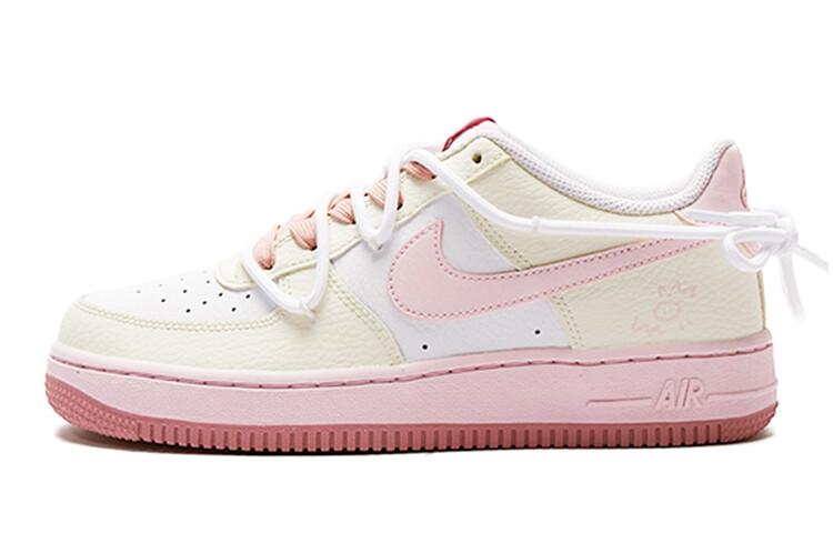 

Женские кроссовки для скейтбординга Nike Air Force 1, Pink