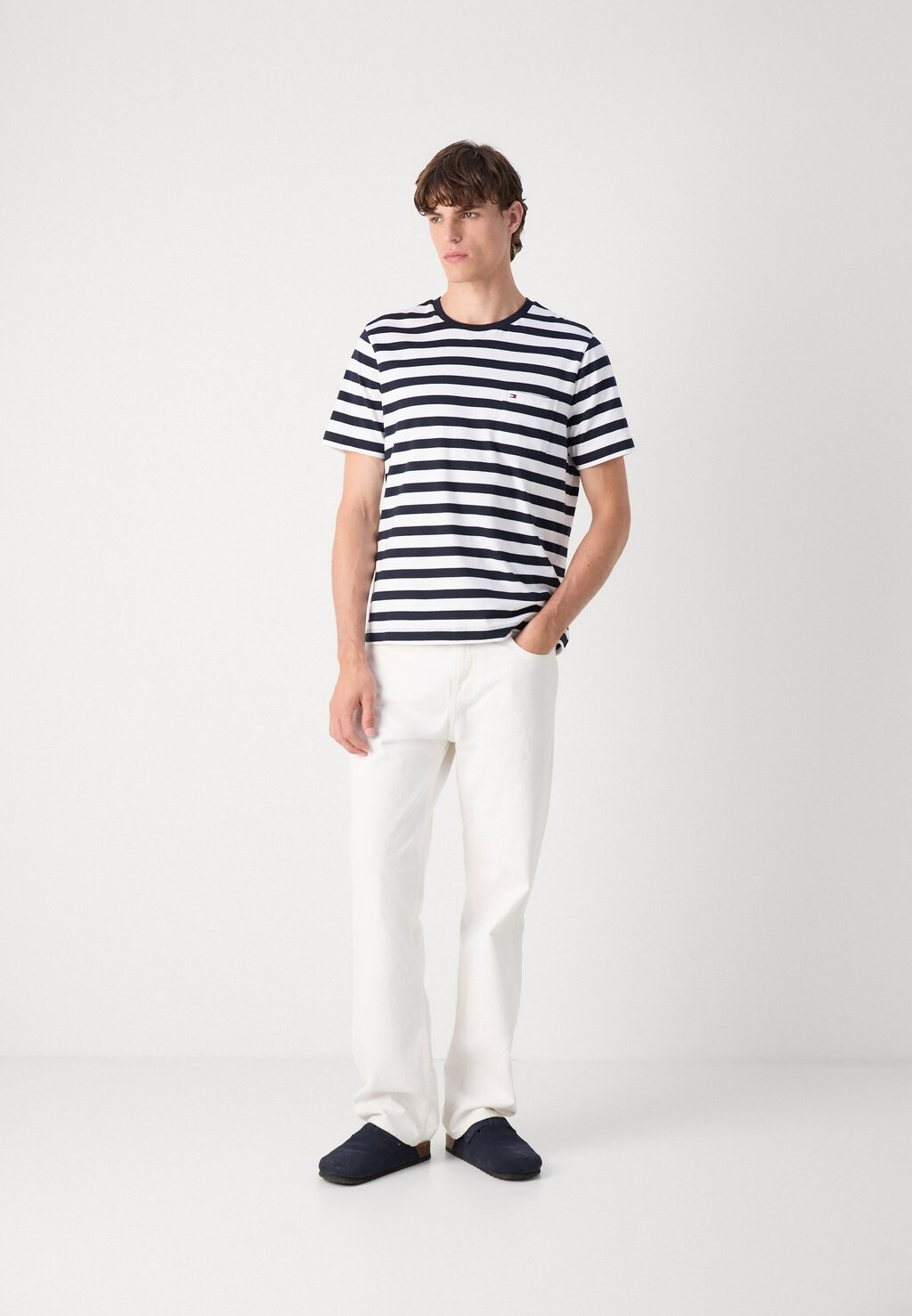 

Футболка с принтом ESSENTIAL POCKET TEE Tommy Hilfiger, синий