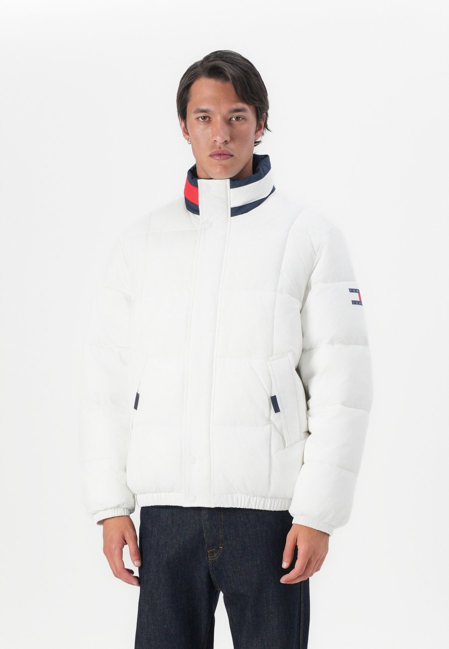 

Куртка Tommy Jeans DNA COLLAR, Off-White