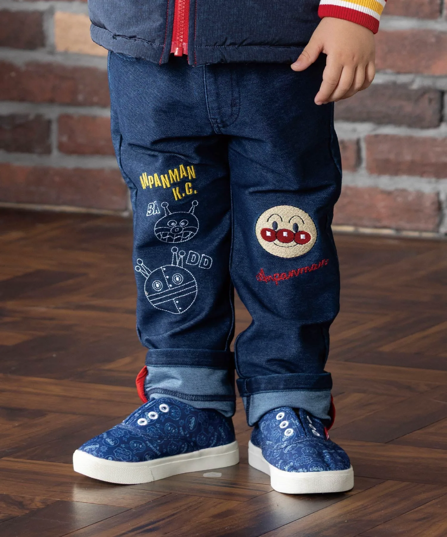 Детская коллекция Anpanman / (K) Джинсовые трикотажные брюки Anpanman с отворотами Anpanman Kids Collection, Navy