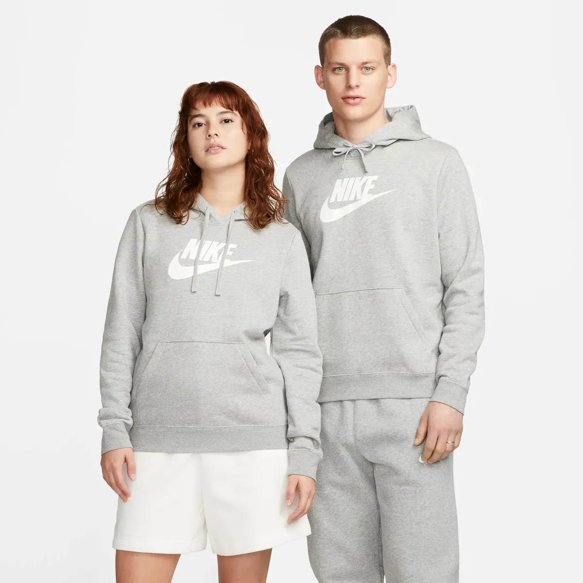 

Толстовка с капюшоном Nike Sportswear "Club Fleece Women's Logo Pullover Hoodie", белый