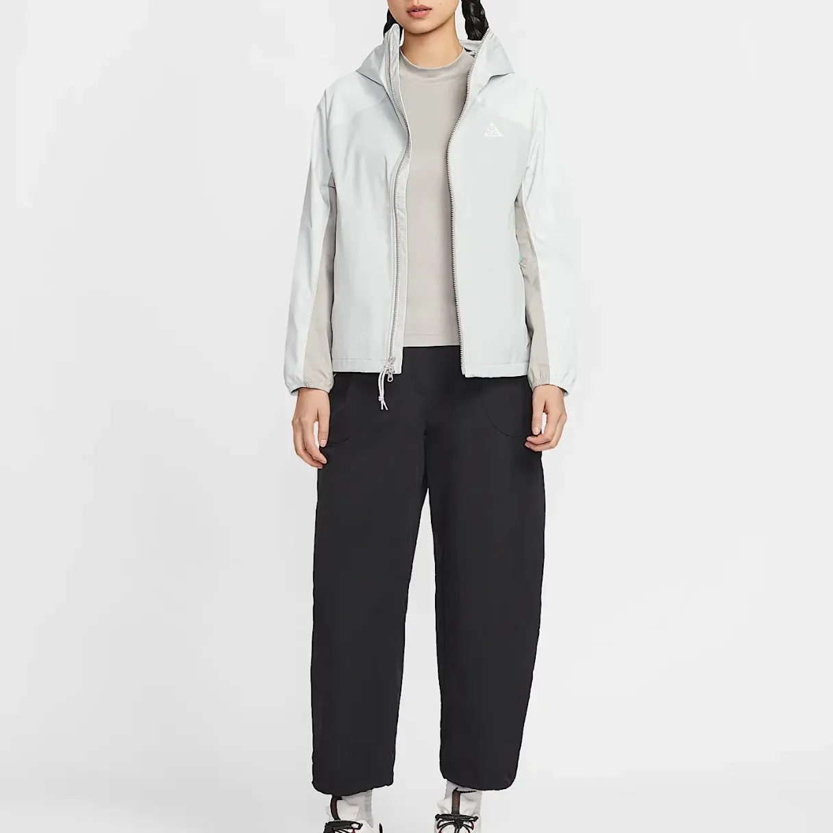 Куртка ACG Phantazma Storm FIT ADV 2.5L женская Nike, Dust Photon/Mist Gray/University Gray/Mountain White — фото 4
