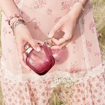 Coach Wild Rose Eau De Parfum Spray 1.7 Fl. Oz. — фото 3
