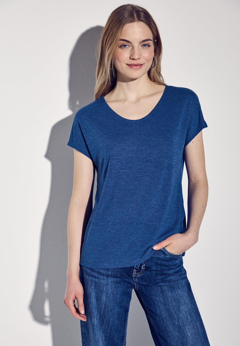 

Базовая футболка LOOK Street One, металлик синий