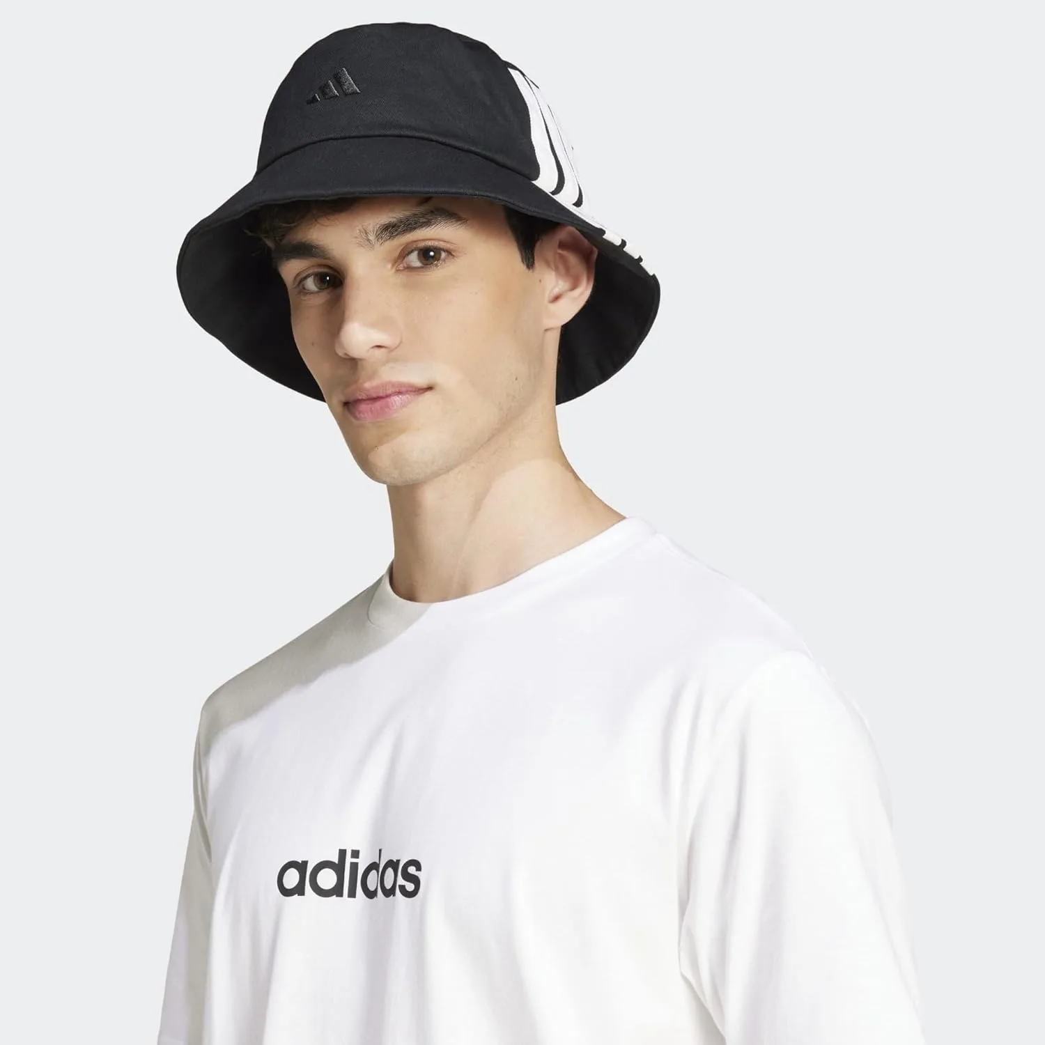 Футболка adidas Essentials Linear Single Jersey — фото 3