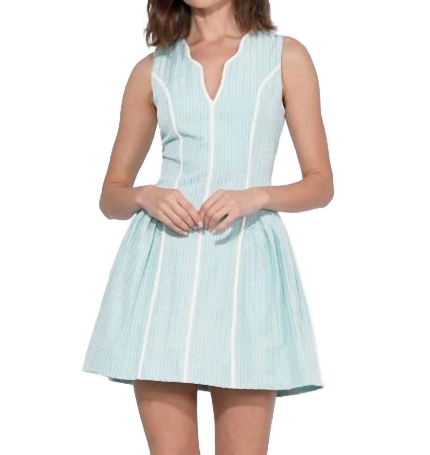 

Платье мини Кендра в сине-зеленом цвете Adelyn rae